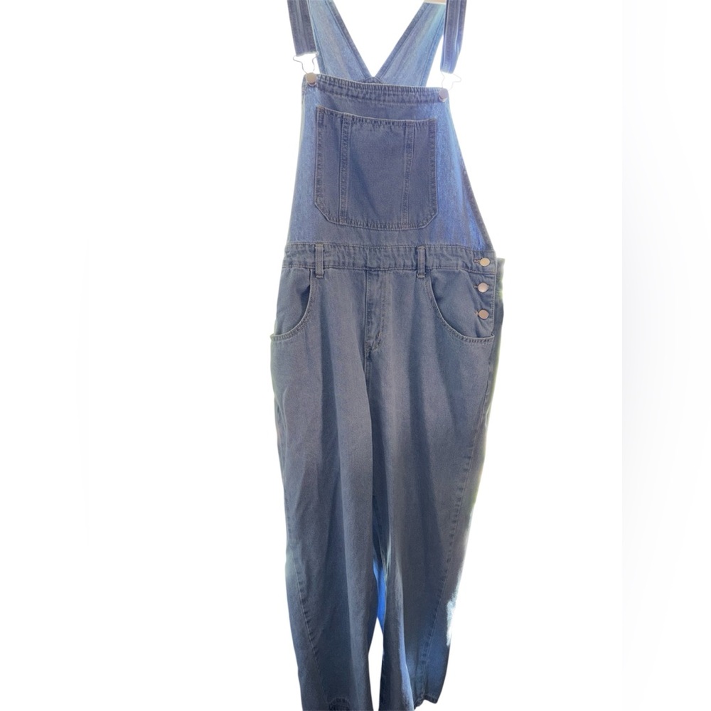 SHEIN Curve Classic Light Blue Denim Overalls for Women